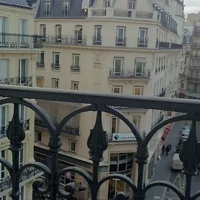 Opera Lafayette 3*